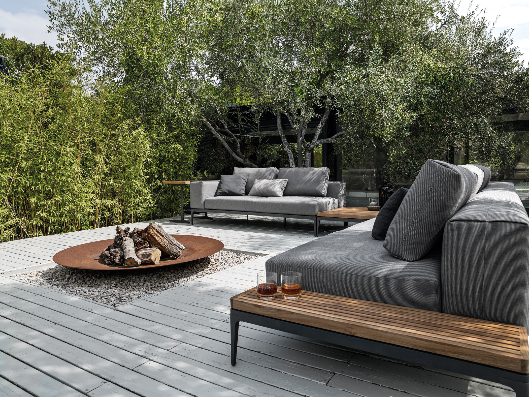 Gloster Outdoor Furniture Styling